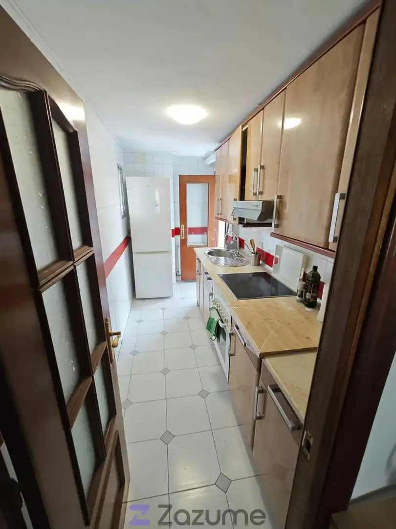 Kitchen of Flat for rent in Torrejón de Ardoz  with Air Conditioner, Heating and Parquet flooring