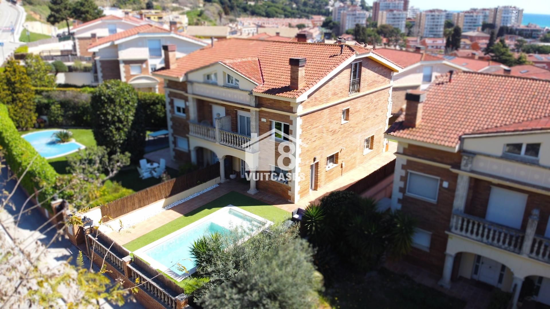 Exterior view of Single-family semi-detached for sale in Sant Vicenç de Montalt  with Heating, Private garden and Terrace