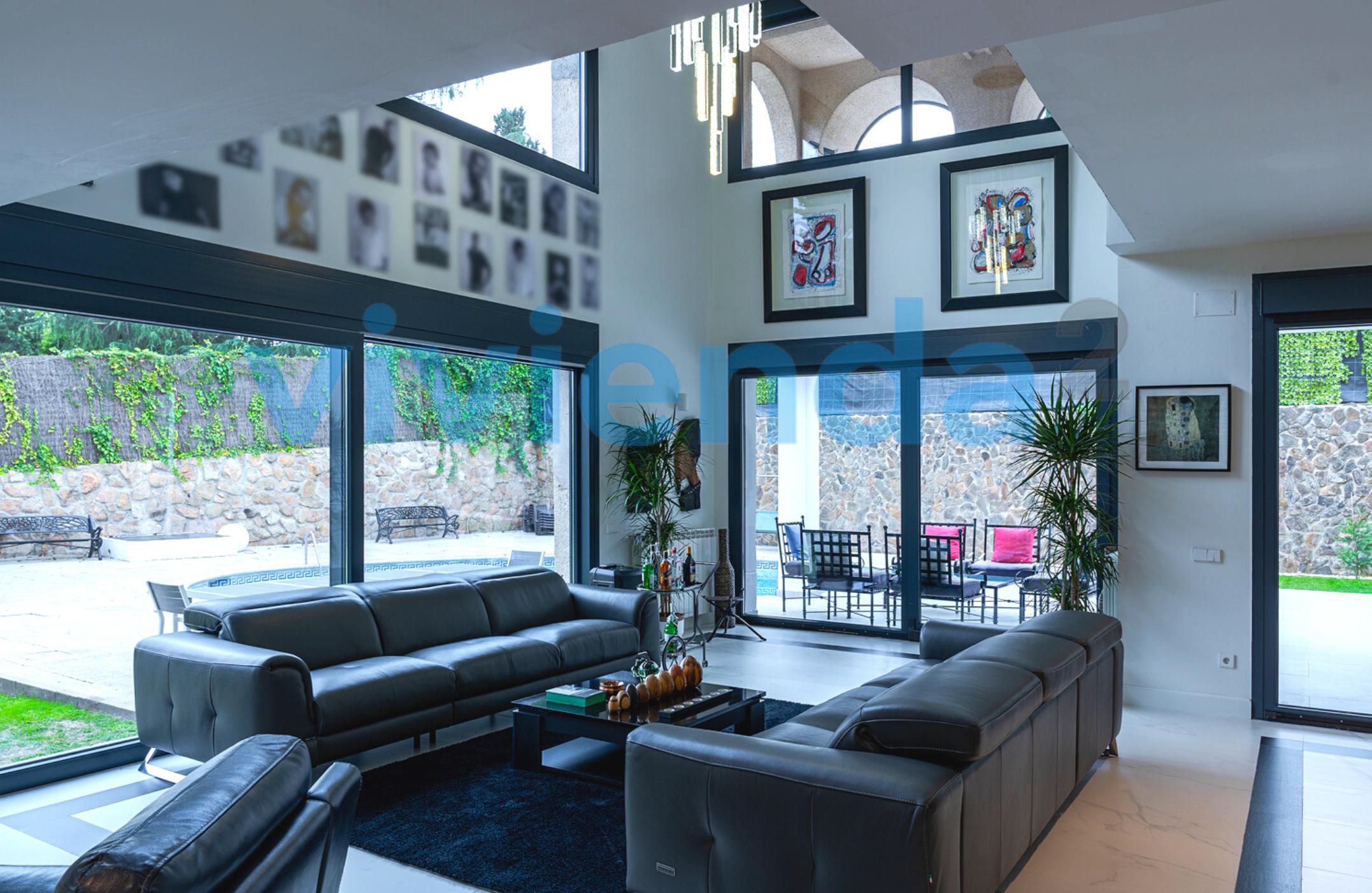 Living room of House or chalet for sale in  Madrid Capital  with Air Conditioner, Heating and Terrace