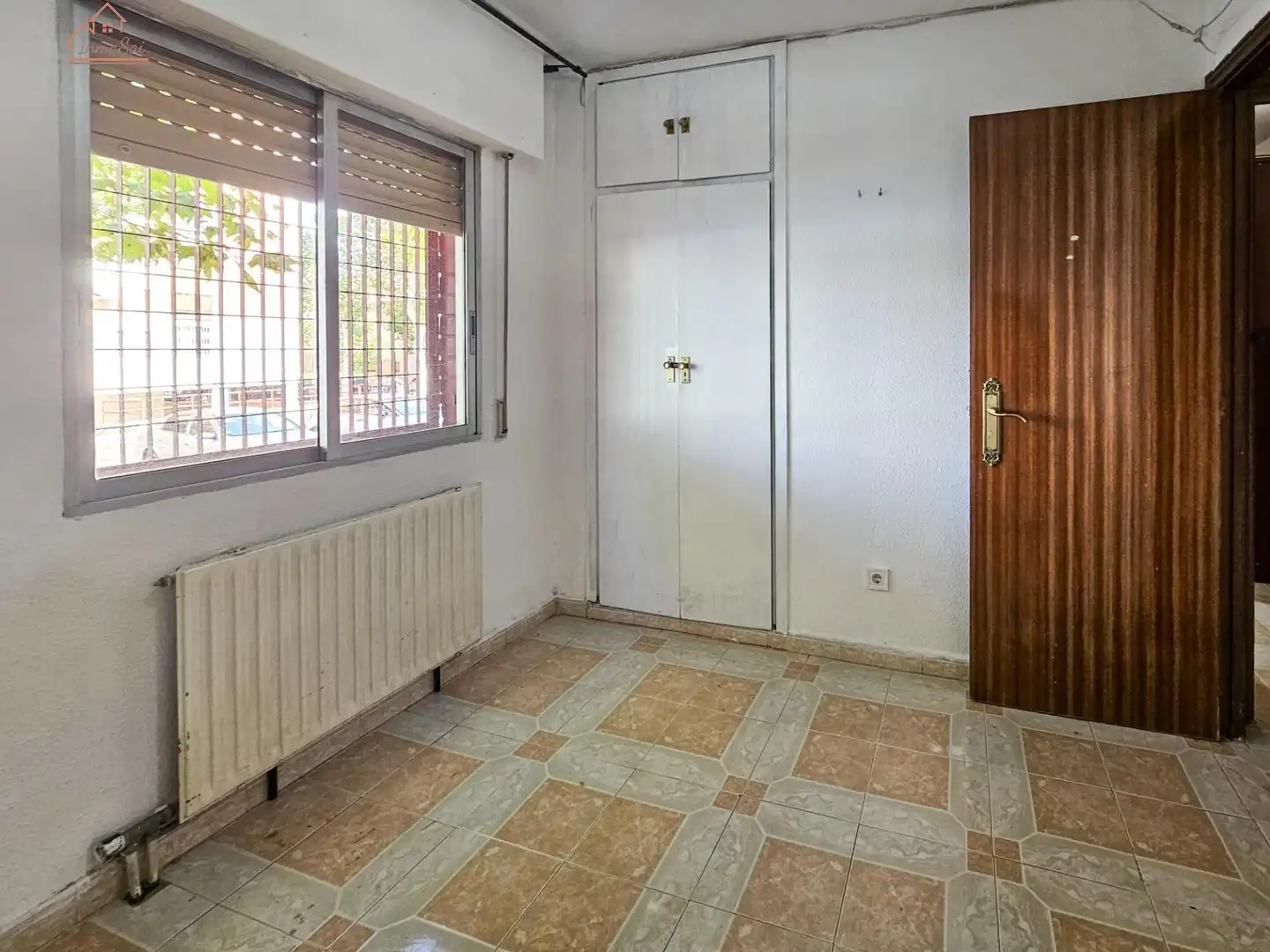 Dormitori de Pis en venda en Madrid amb Calefacció, Jardí privat i Terrassa