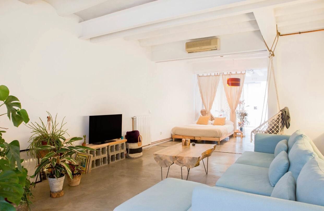 Living room of Loft for sale in  Barcelona Capital  with Air Conditioner, Heating and Private garden