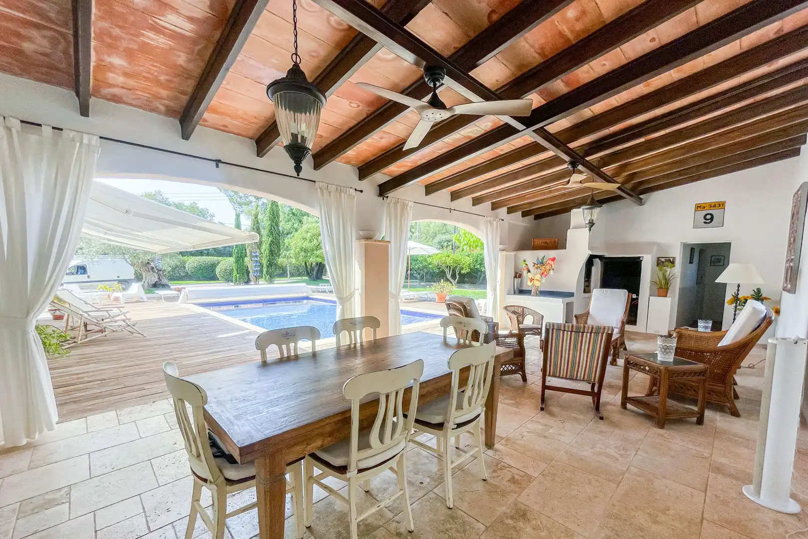 Terraza de Finca rústica en venta en Muro con Aire acondicionado, Terraza y Amueblado