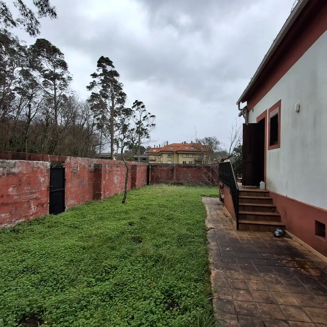 Houses for sale in Avenida de Barraña, 89, Boiro