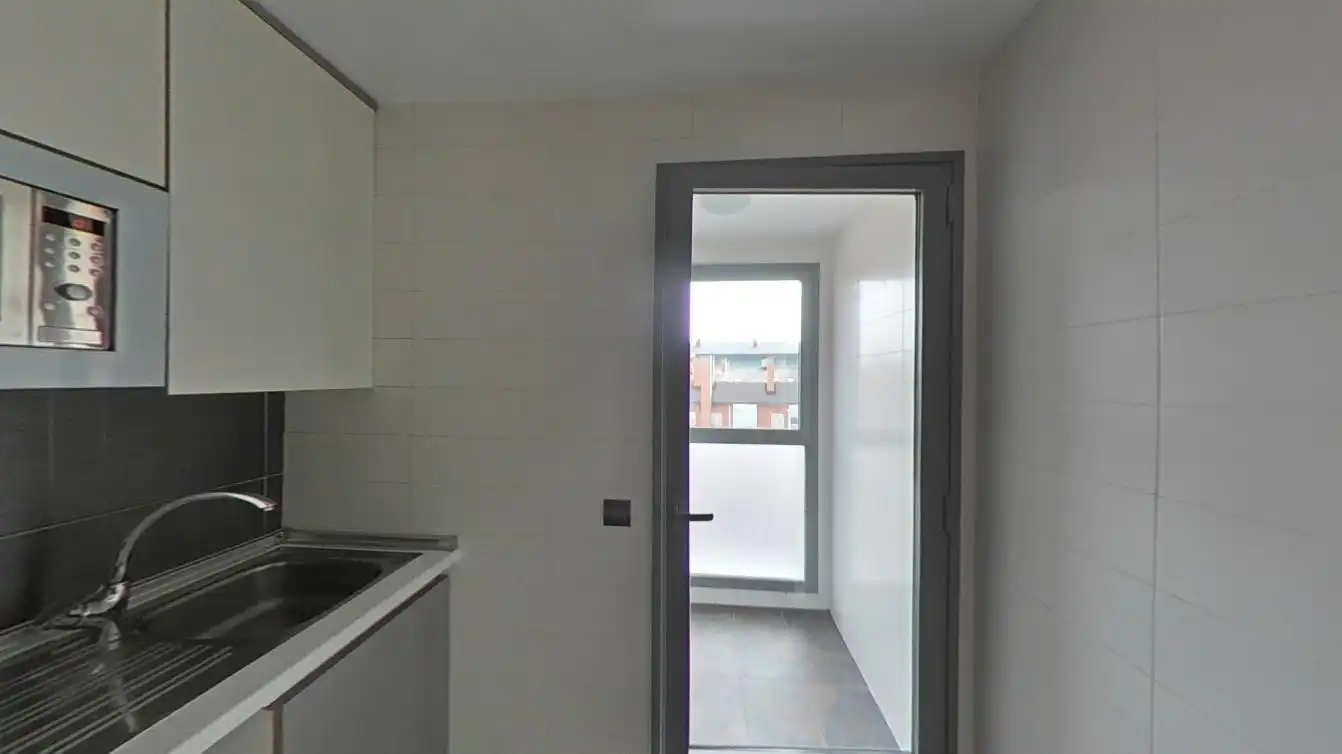 Kitchen of Flat for sale in Madrid  with Air Conditioner, Heating and Storage room