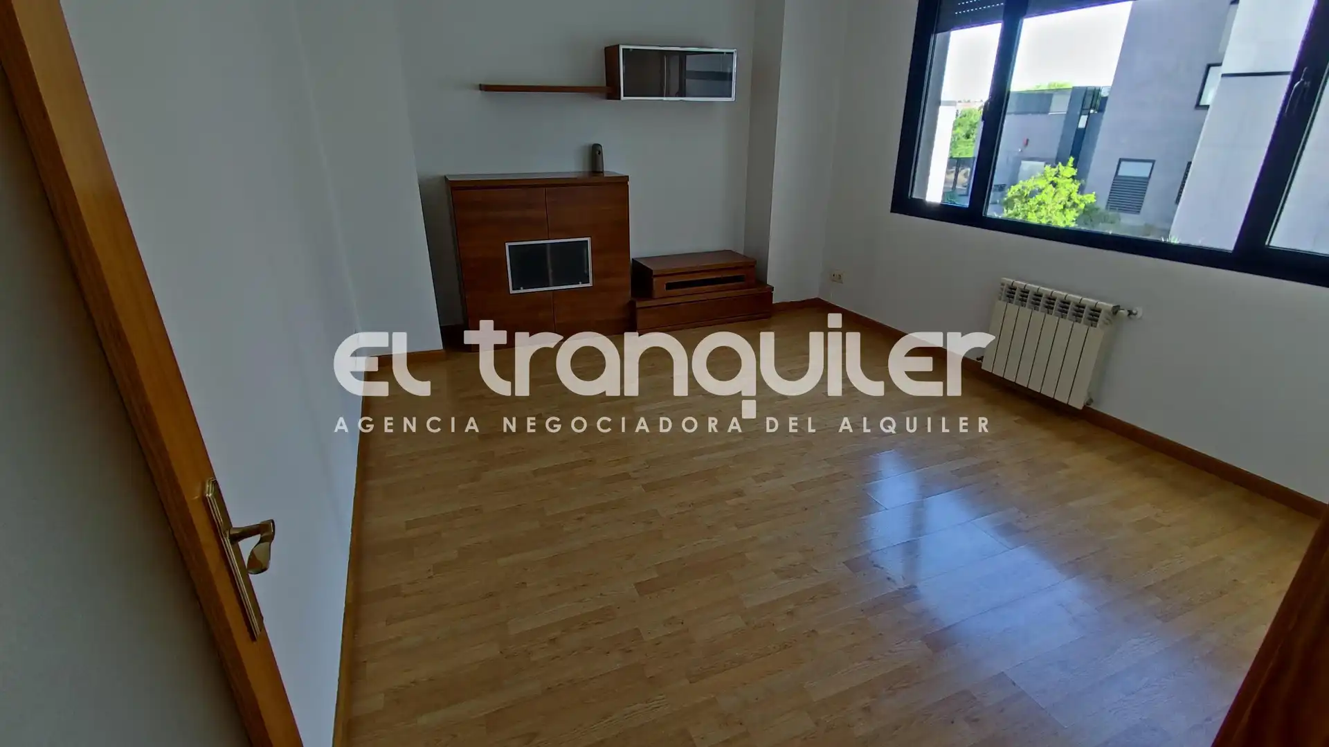 Flat for rent in Calle Tubas, Cuatro vientos