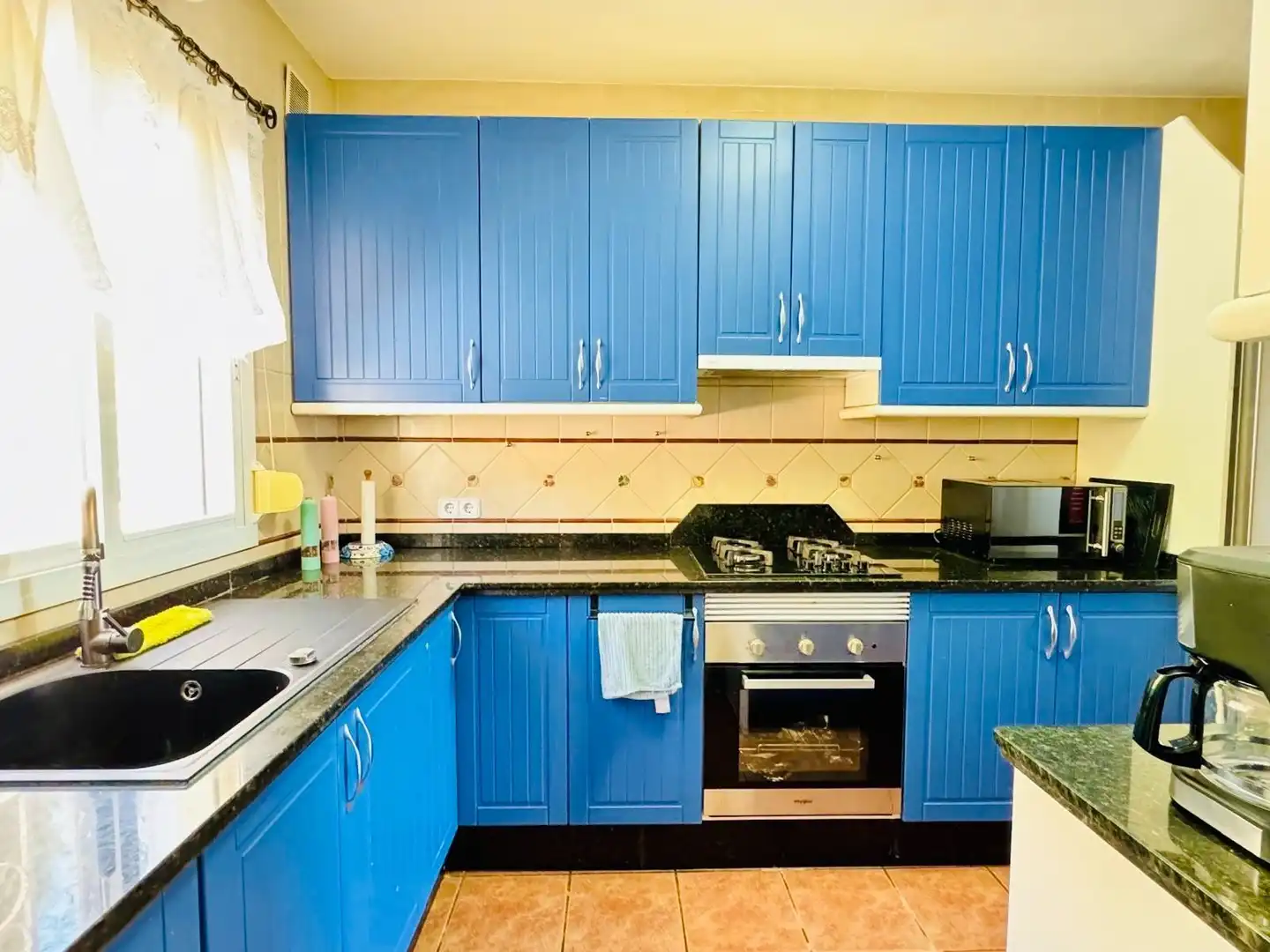 Cuina de Casa o xalet en venda en Arenas amb Aire condicionat, Jardí privat i Traster