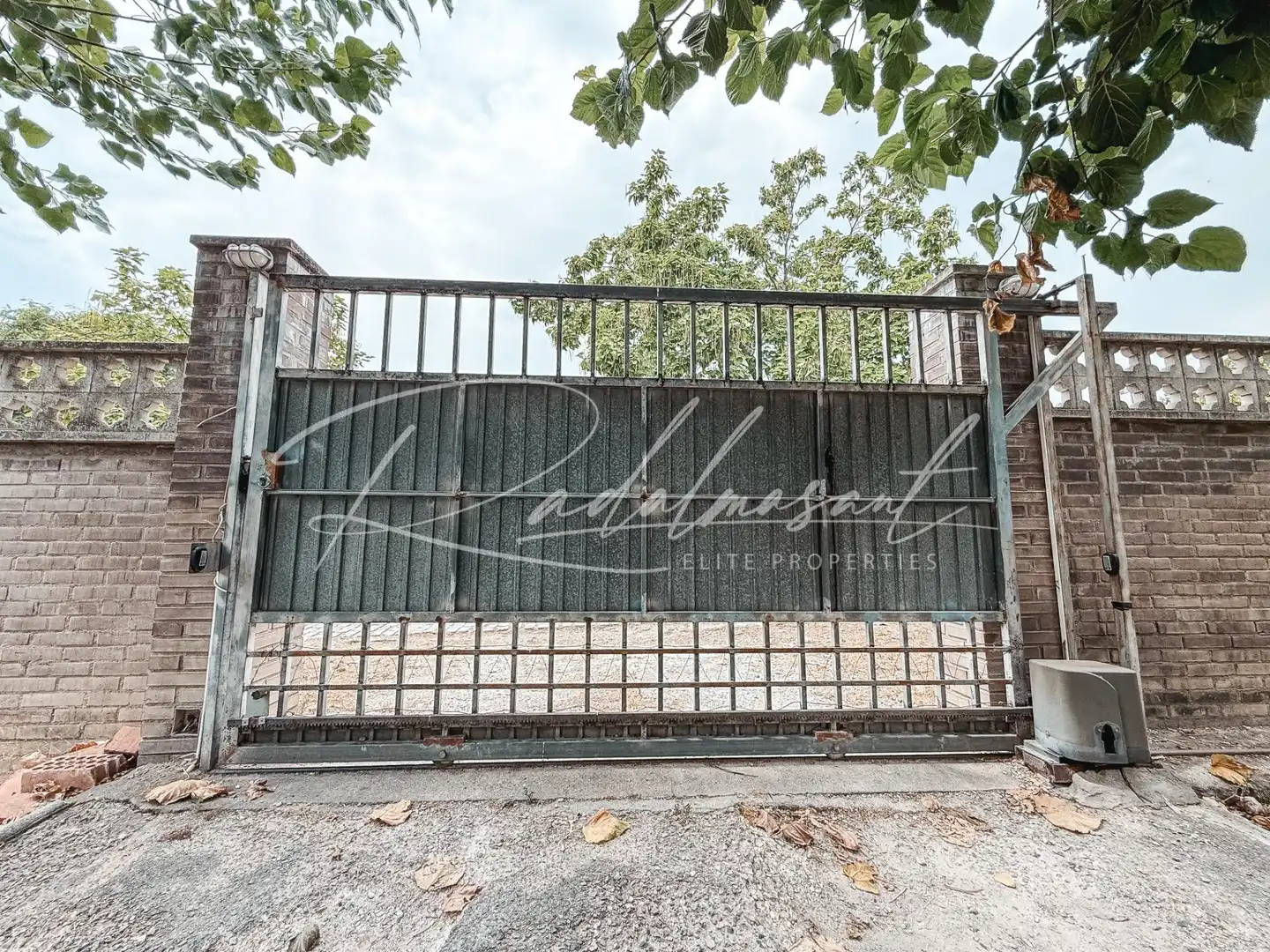 Vista exterior de Casa o xalet en venda en Reus amb Calefacció, Terrassa i Traster