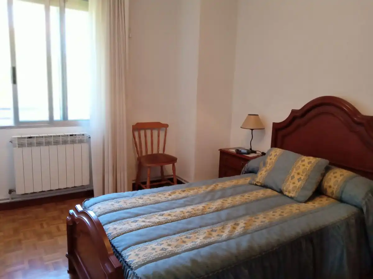 Bedroom of Flat for sale in Valladolid  with Heating, Parquet flooring and Terrace