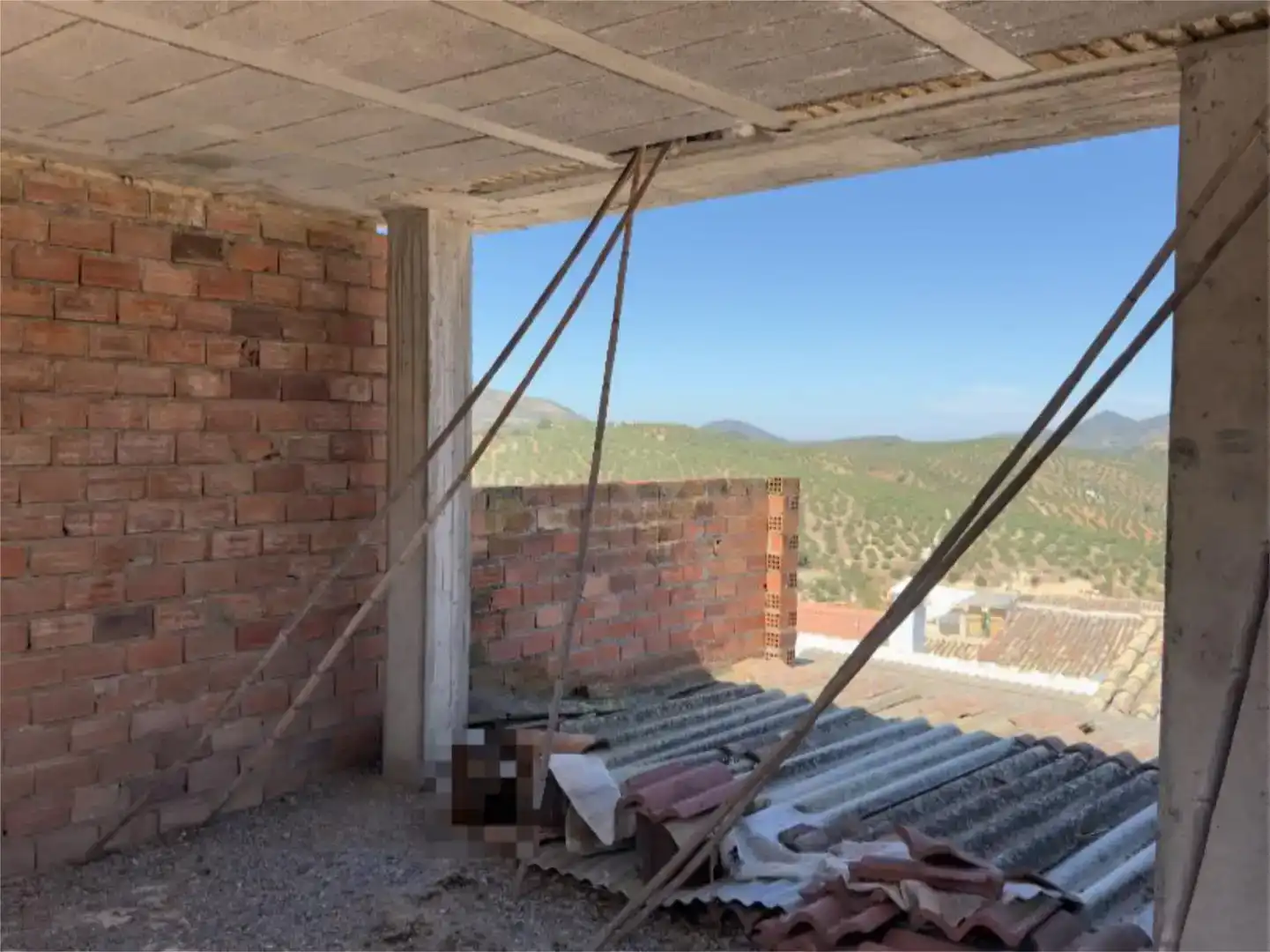 Vista exterior de Piso en venta en Castillo de Locubín, Jaén