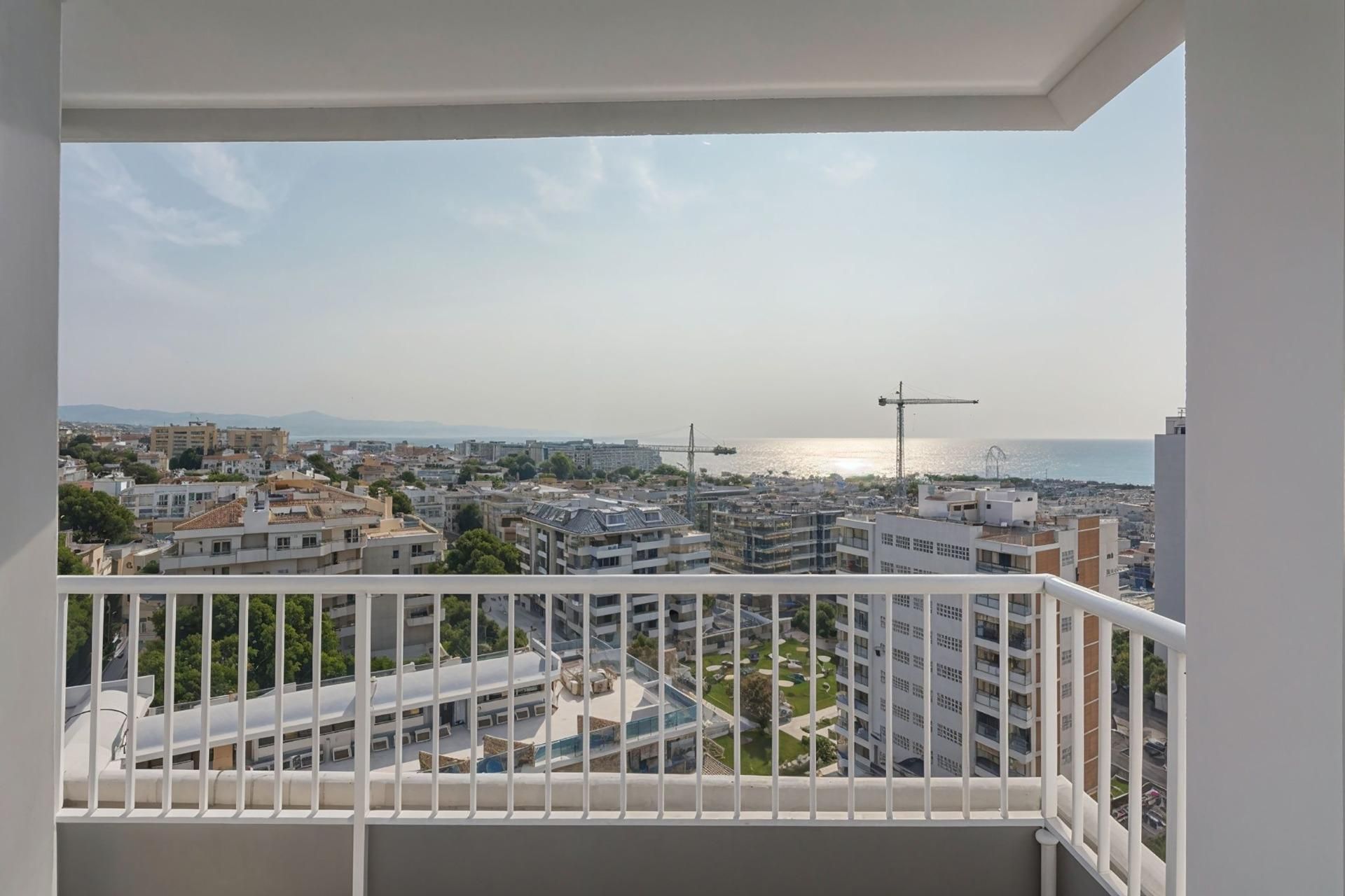 Bedroom of Flat for sale in Benalmádena  with Terrace and Community pool