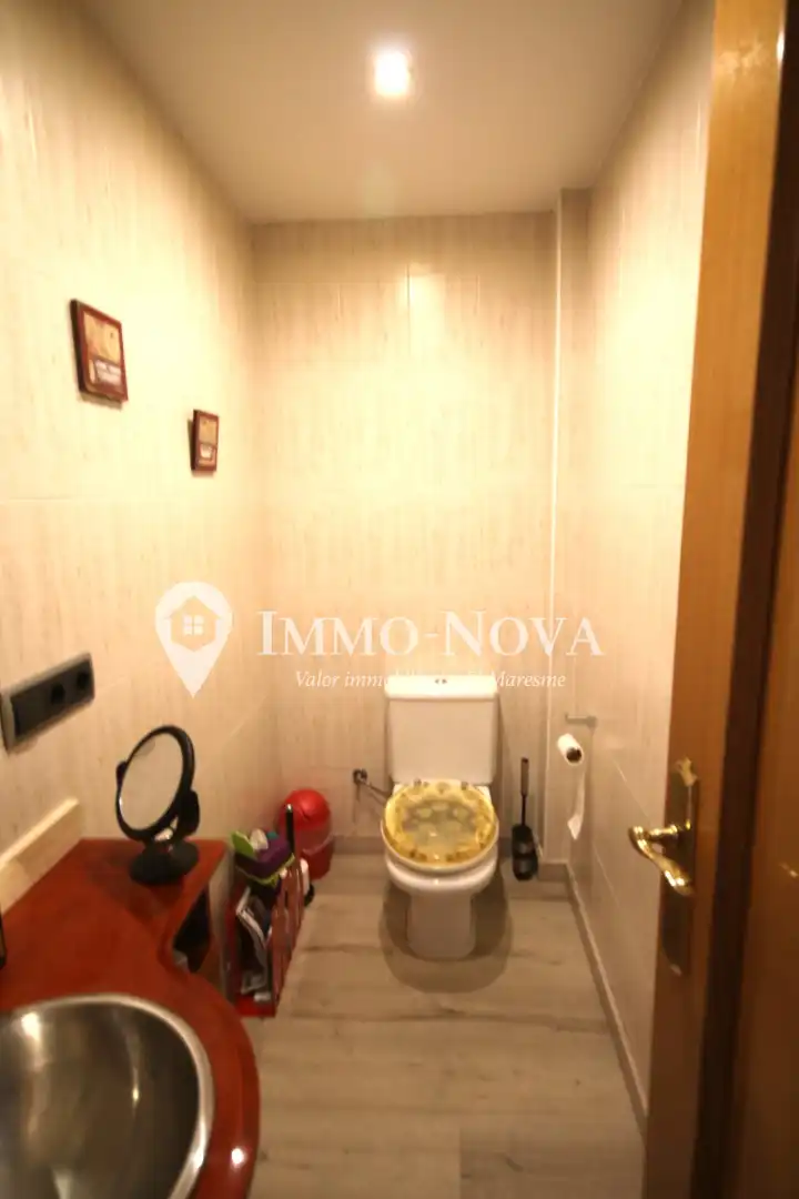 Bany de Dúplex en venda en Mataró amb Aire condicionat, Calefacció i Parquet