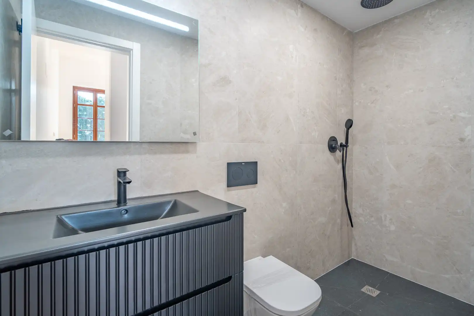 Bathroom of Apartments for sale in Málaga  with Swimming Pool and Community pool