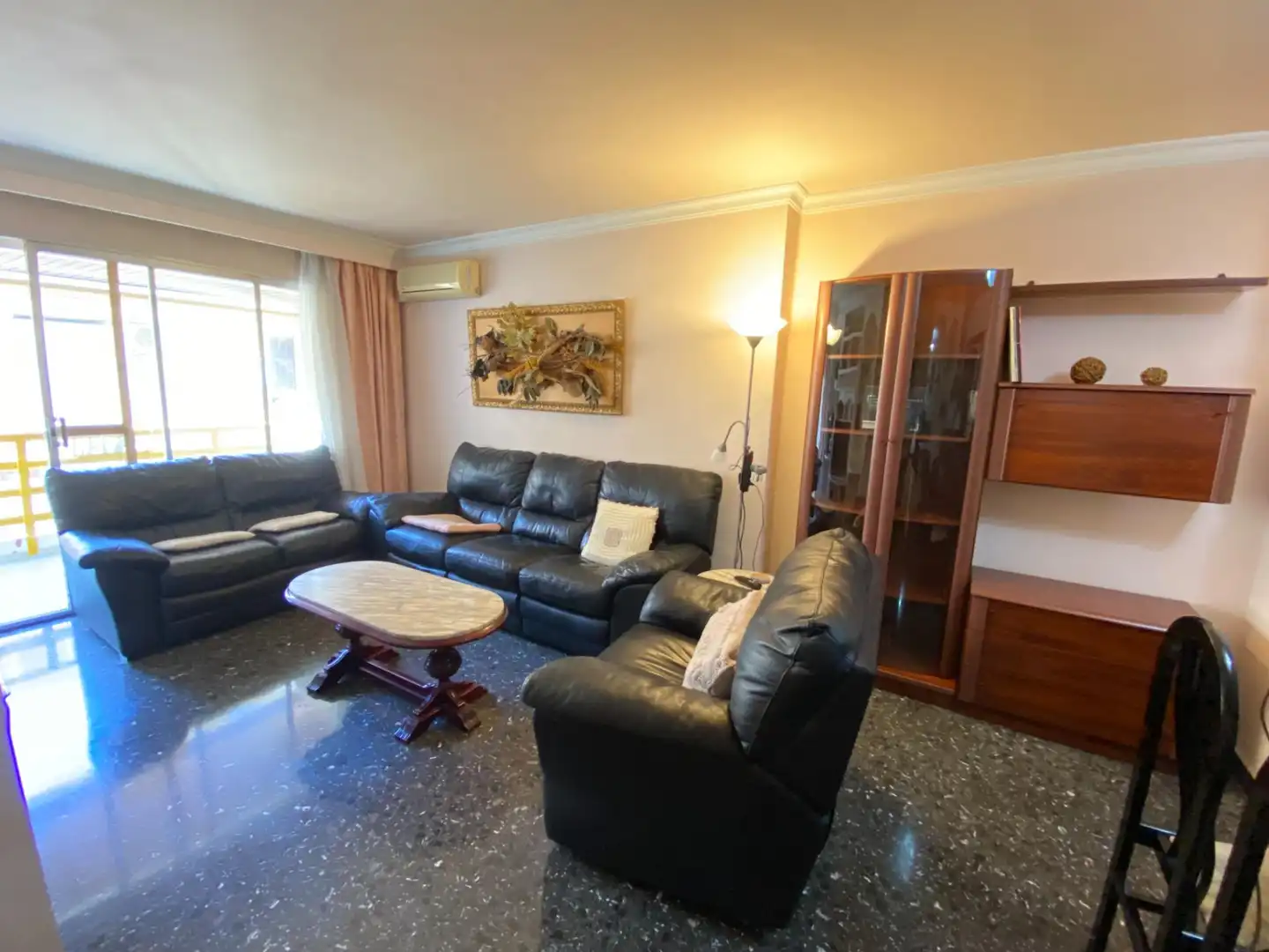 Wohnzimmer von Wohnung zum Verkauf in  Palma de Mallorca mit Klimaanlage, Abstellraum und Balkon