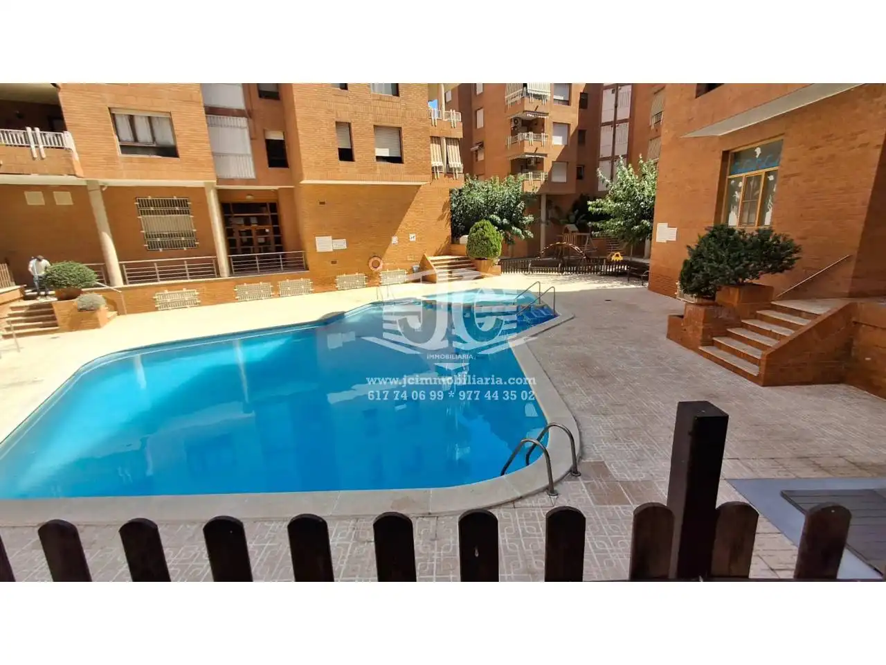 Piscina de Piso de alquiler en Tortosa con Aire acondicionado, Terraza y Amueblado