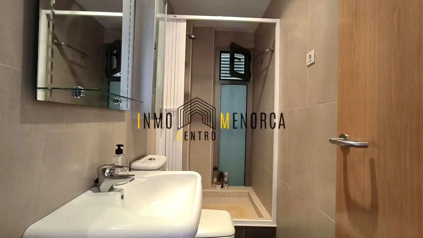 Baño de Piso en venta en Ciutadella de Menorca con Aire acondicionado, Calefacción y Terraza