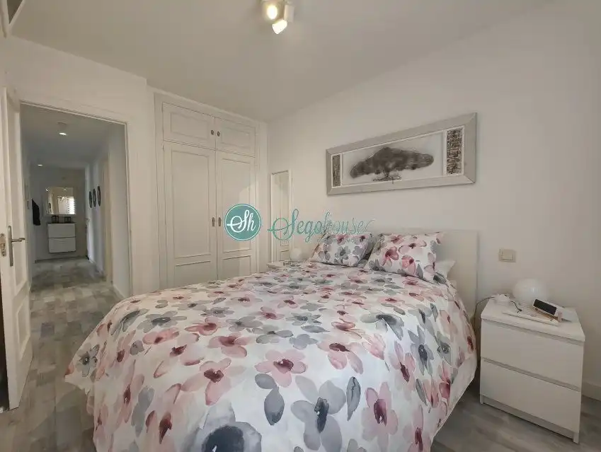 Habitación de Piso en venta en Torrecaballeros con Calefacción, Terraza y Amueblado