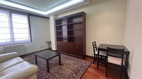 Foto 2 de Apartament en venda a Calle Asturias, Parque San Francisco - Uría, Oviedo