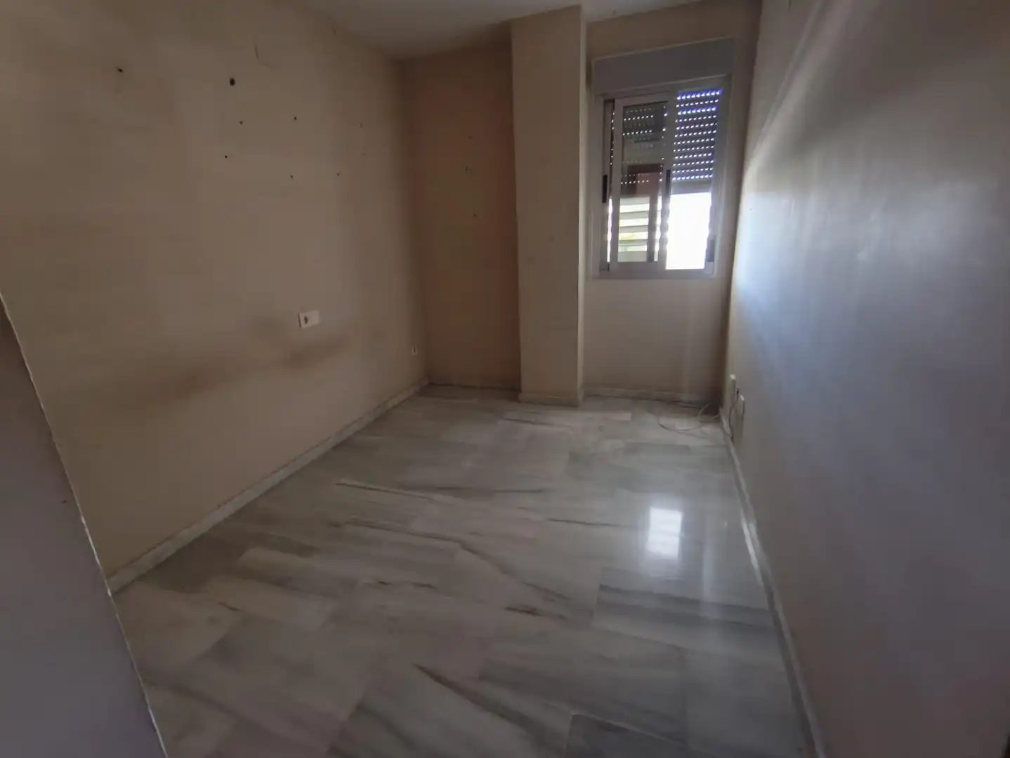Dormitori de Pis en venda en Castellón de la Plana / Castelló de la Plana amb Aire condicionat, Terrassa i Traster