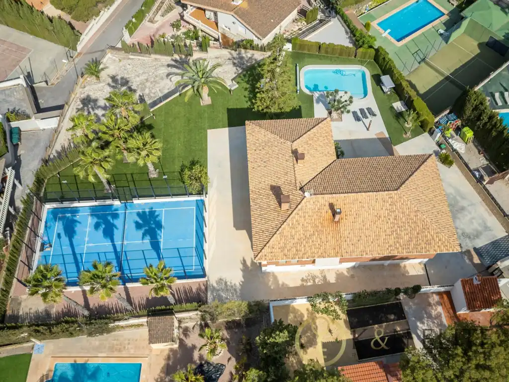 Piscina de Casa o chalet en venta en Petrer con Aire acondicionado, Jardín privado y Piscina