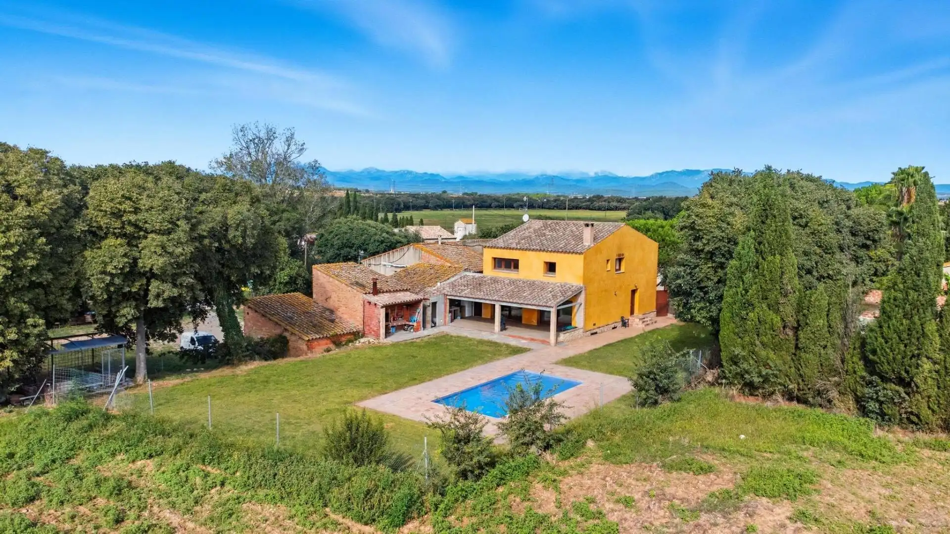 Exterior view of Country homes for sale in Garrigàs  with Private garden, Terrace and Swimming Pool