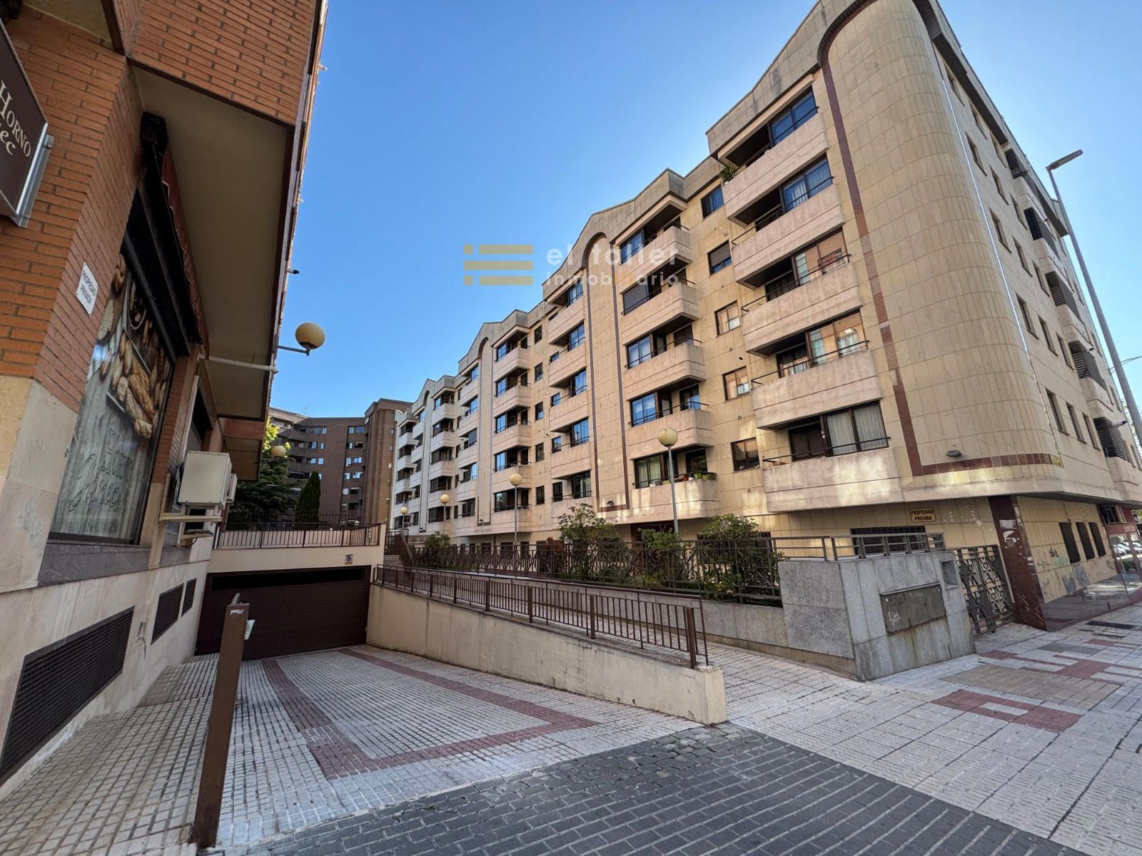 Vista exterior de Pis en venda en Salamanca Capital amb Calefacció