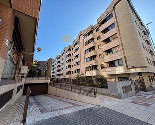 Vista exterior de Pis en venda en Salamanca Capital amb Calefacció
