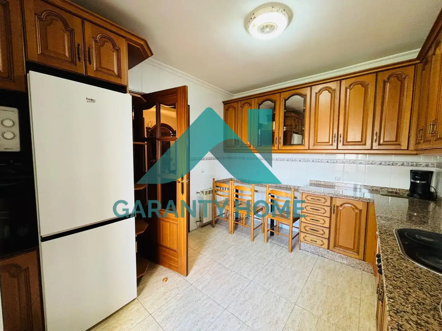 Kitchen of Flat for rent in Cáceres  with Air Conditioner, Heating and Terrace