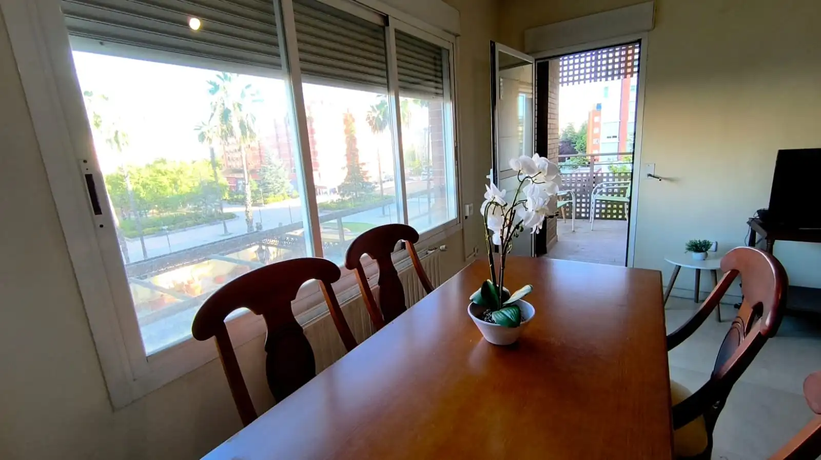 Piso con balcón en venta en Avenida Sinforiano Madroñero 2, imagen 3
