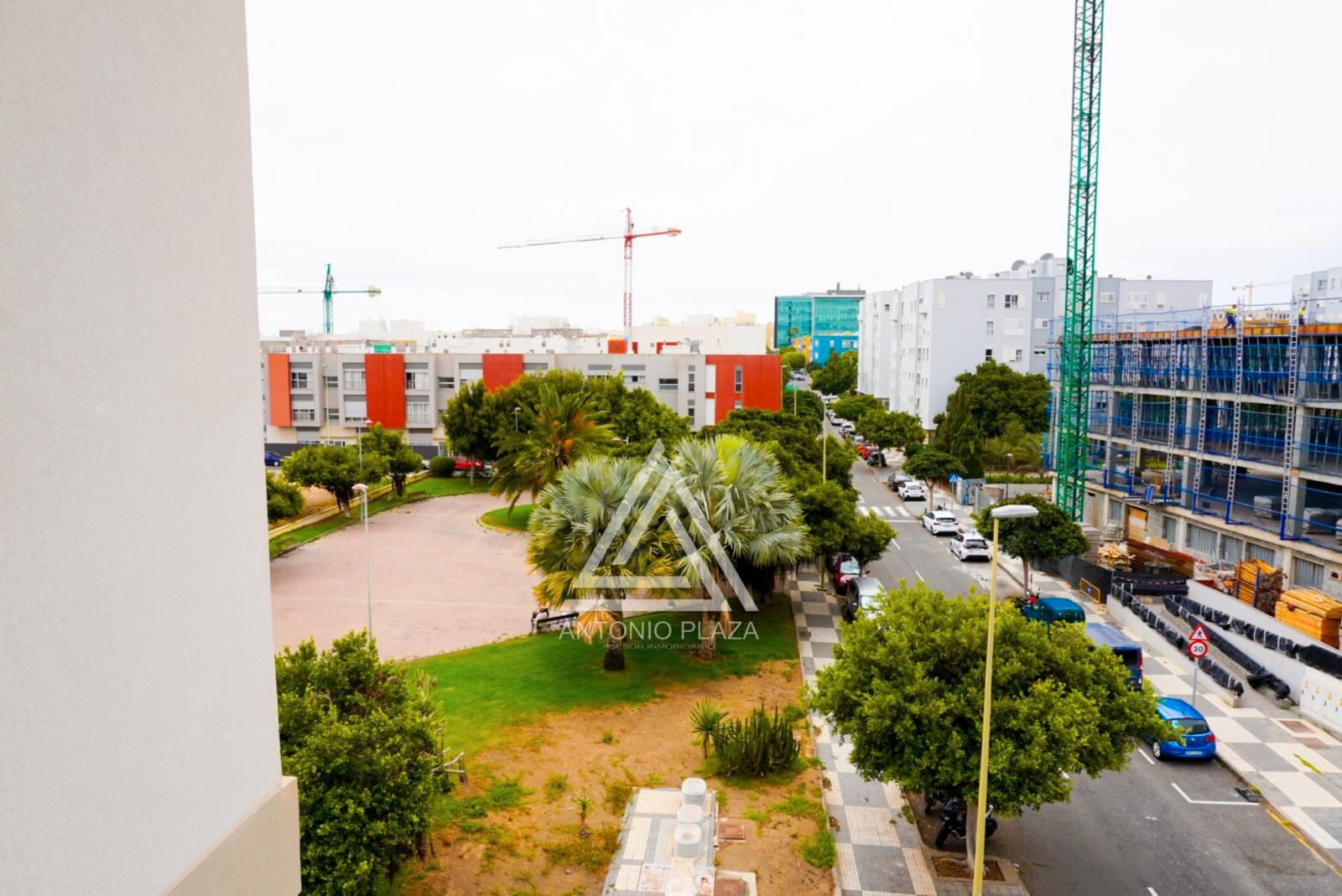 Exterior view of Duplex for sale in Las Palmas de Gran Canaria  with Balcony