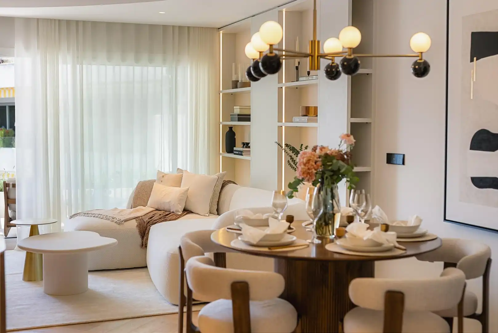 Sala d'estar de Apartament en venda en Marbella amb Piscina comunitària