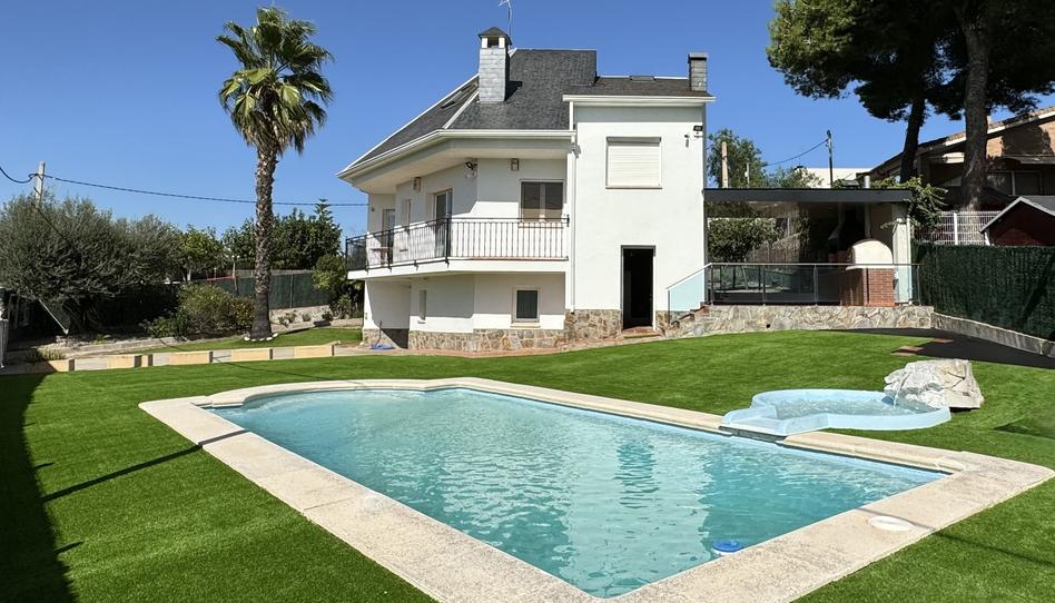 Foto 1 de Casa o xalet en venda a Corbera de Llobregat, Barcelona