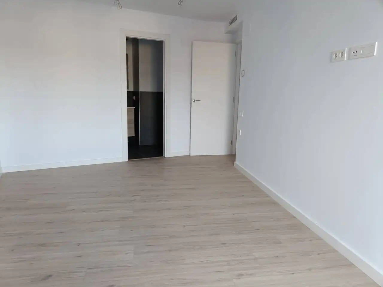Habitación de Dúplex en venta en Granollers con Aire acondicionado, Calefacción y Terraza