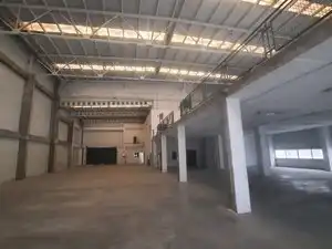Fabrikhallen zum Verkauf in Alcorcón