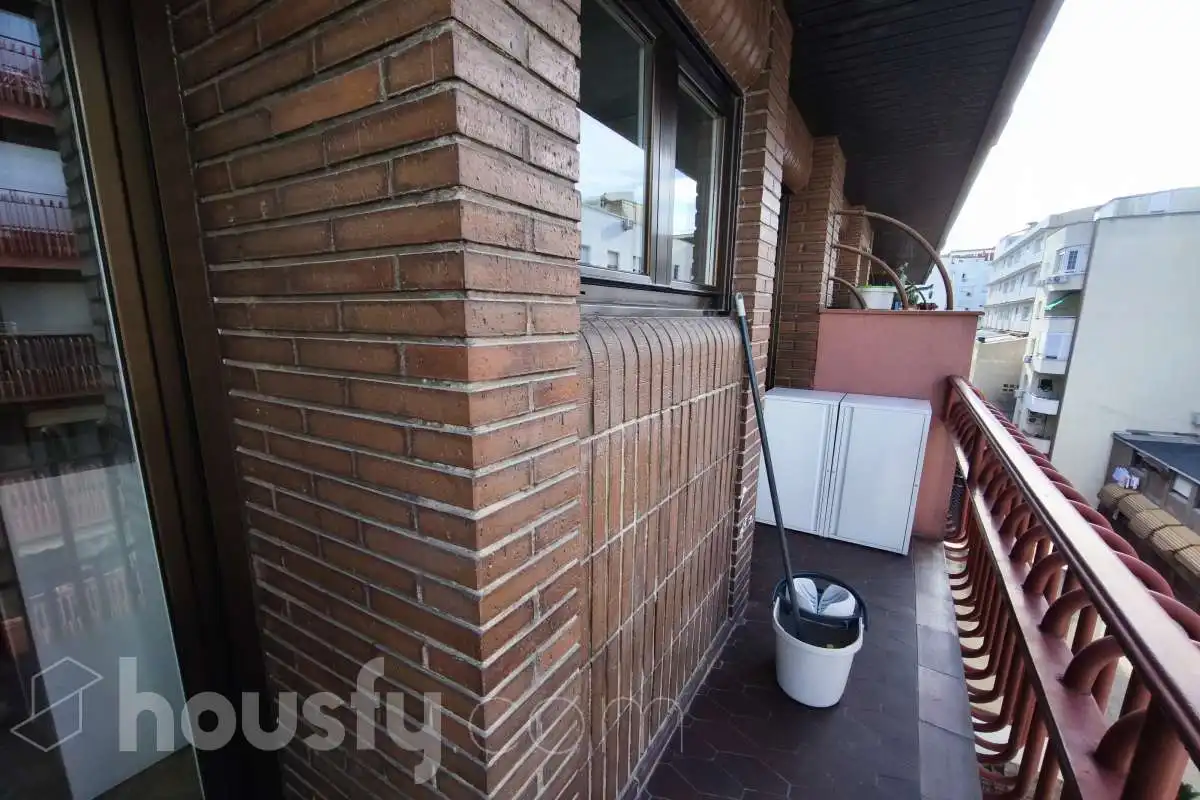 Terrassa de Pis de lloguer en Madrid amb Aire condicionat, Calefacció i Moblat