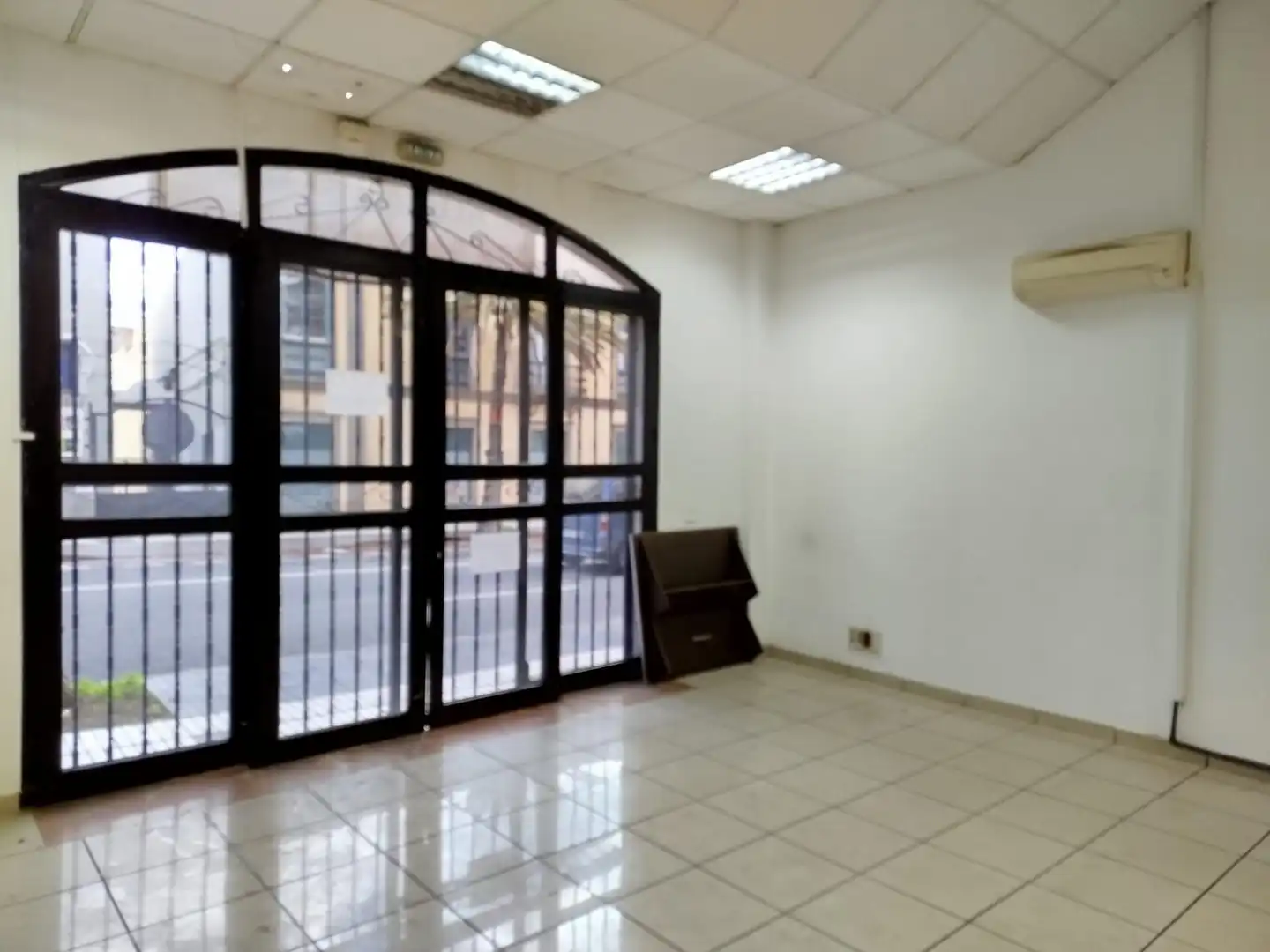 Local de alquiler en Las Palmas de Gran Canaria con Aire acondicionado