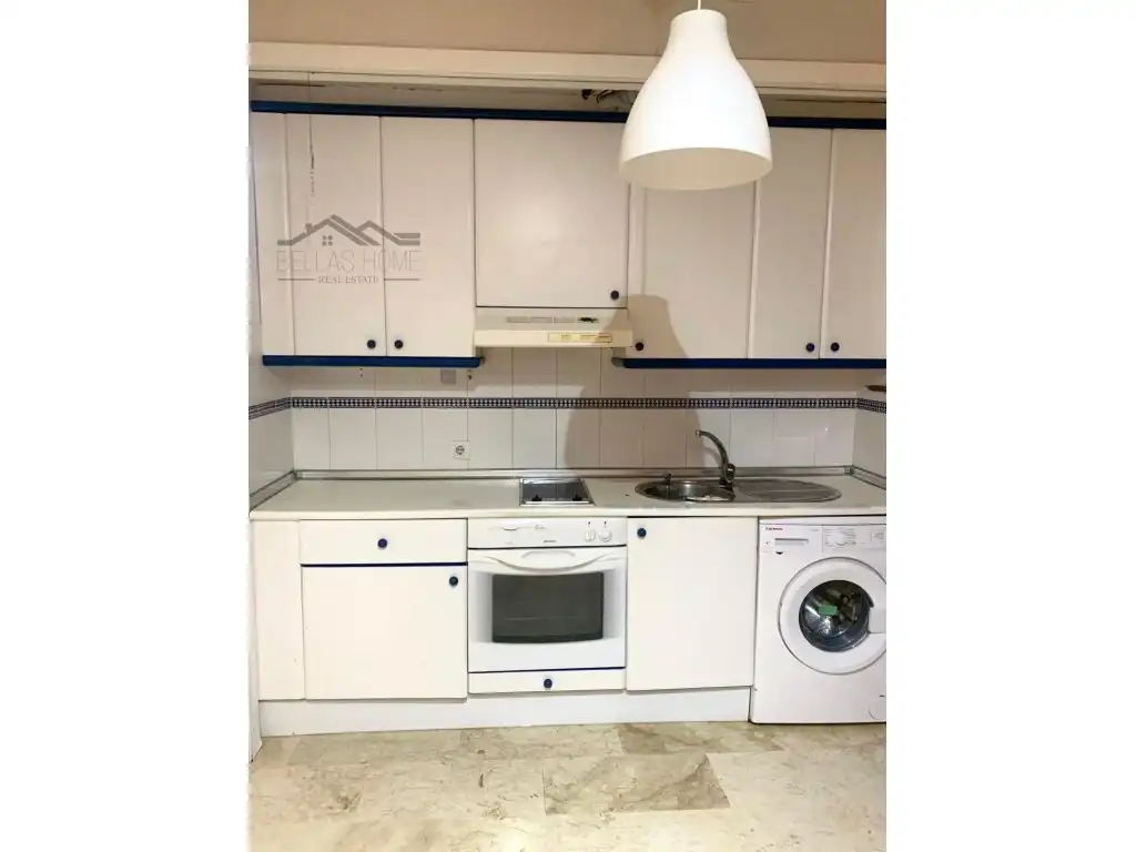 Küche von Wohnung zum Verkauf in Manilva mit Terrasse und Schwimmbad
