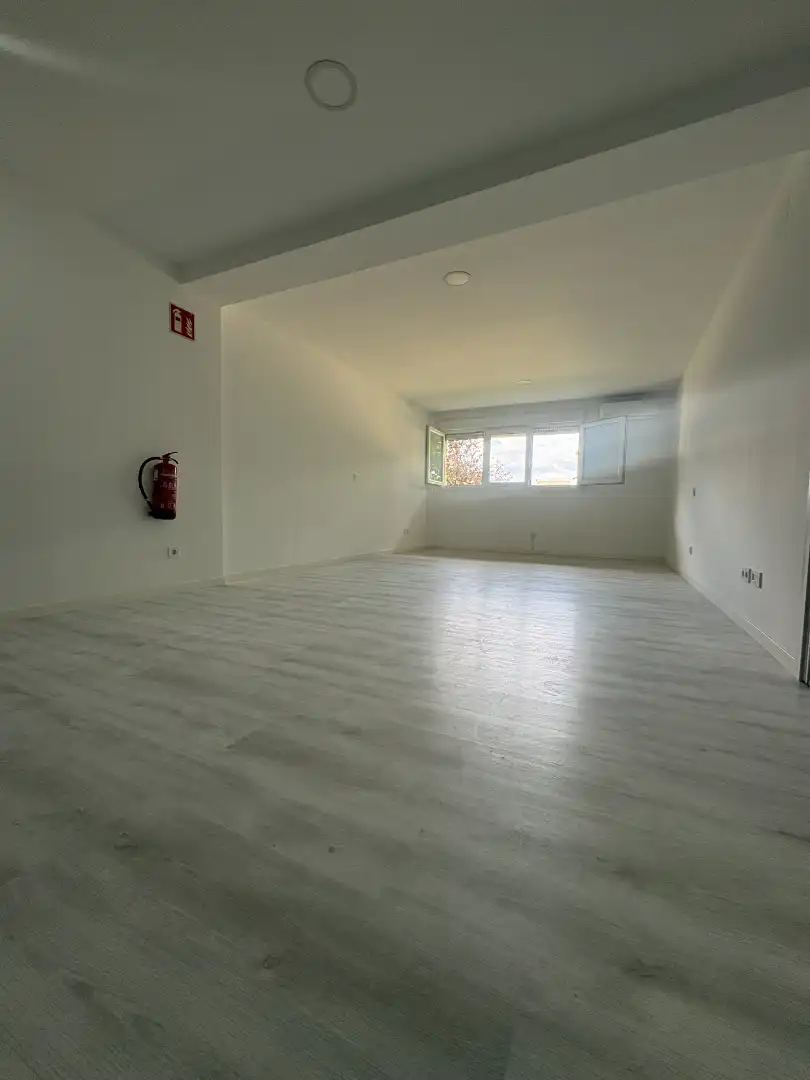 Study for rent in Calle Isla de la Toja, 14, Parque de la Coruña - Las Suertes