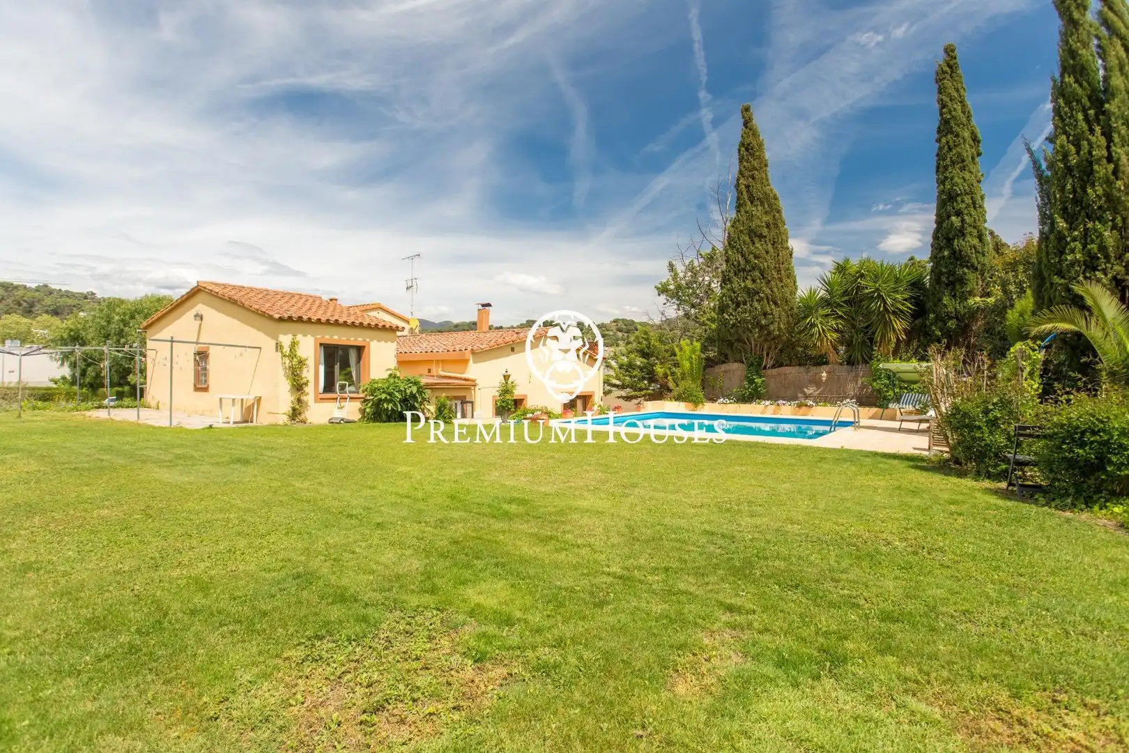 Garden of Houses for sale in Arenys de Munt  with Air Conditioner, Heating and Private garden