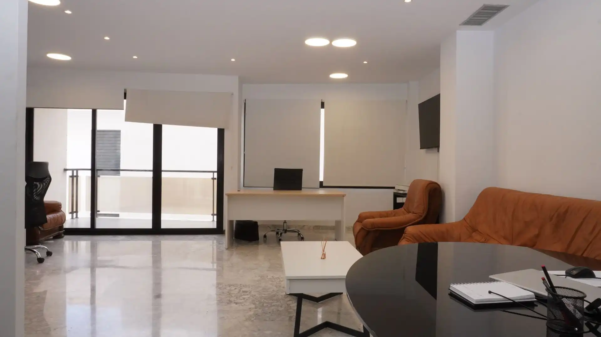Büro zur Miete in Motril mit Klimaanlage und Terrasse