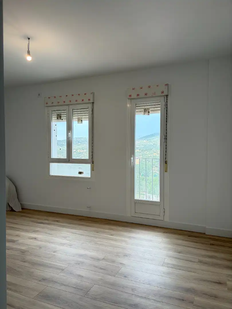 Bedroom of Flat for sale in Plasencia
