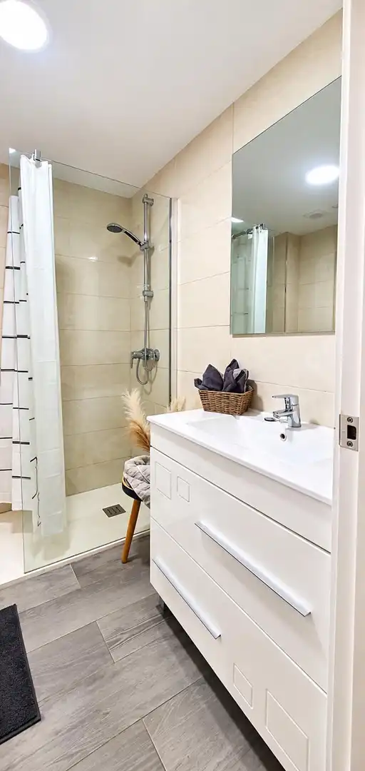 Studio to rent in Sant Maurici, imagen 11