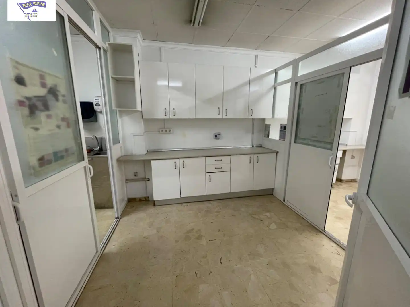 Cuina de Local de lloguer en Albacete