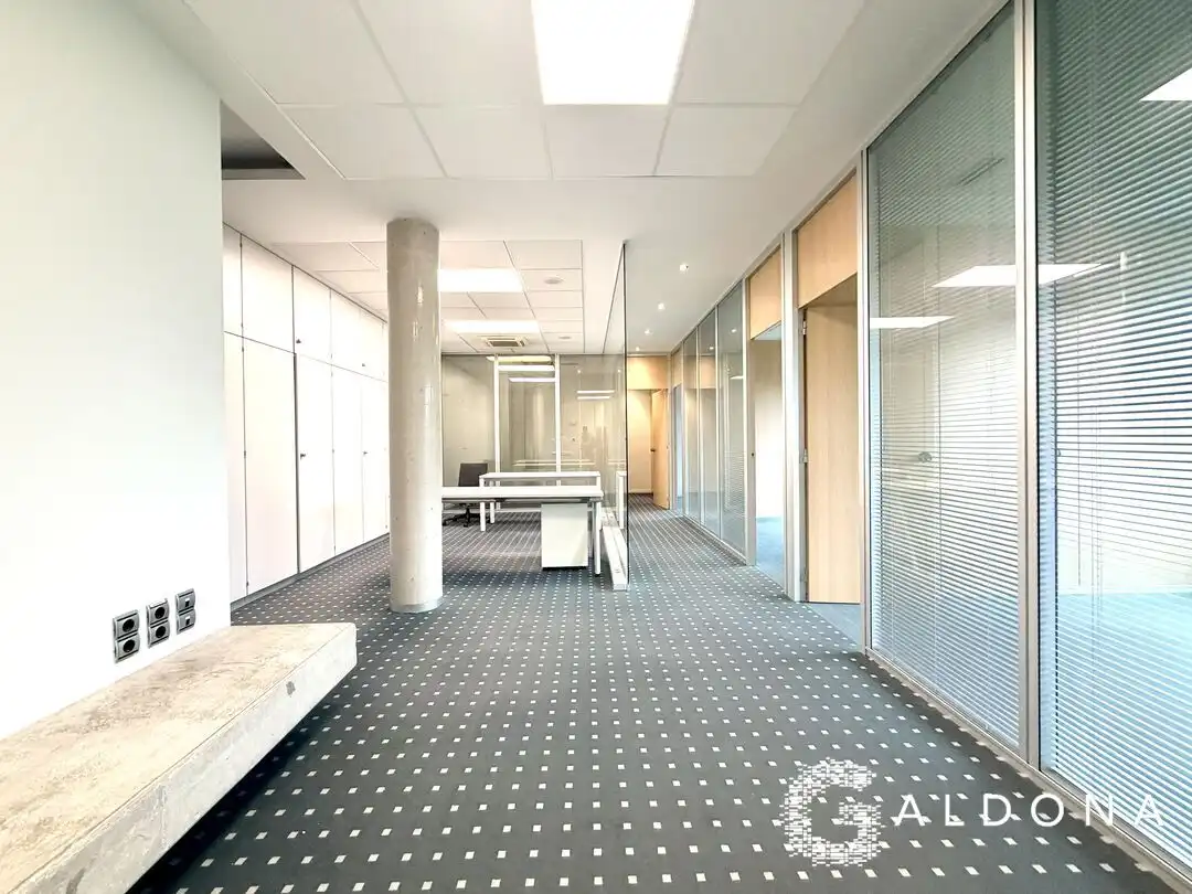 Oficina de alquiler en Donostia - San Sebastián  con Aire acondicionado y Calefacción
