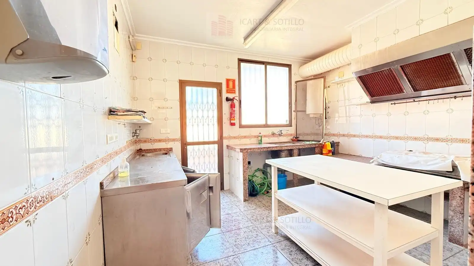 Cuina de Local en venda en Peñíscola / Peníscola amb Terrassa