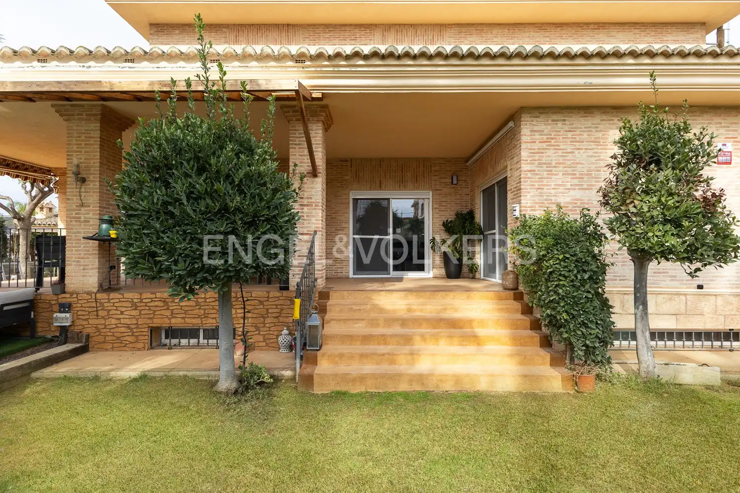 Exterior view of Houses for sale in L'Eliana  with Air Conditioner, Heating and Private garden