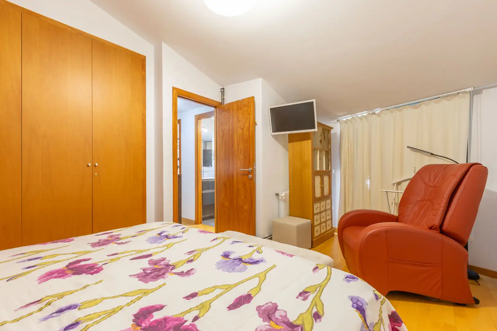 Habitación de Dúplex en venta en Gelida con Aire acondicionado, Calefacción y Parquet