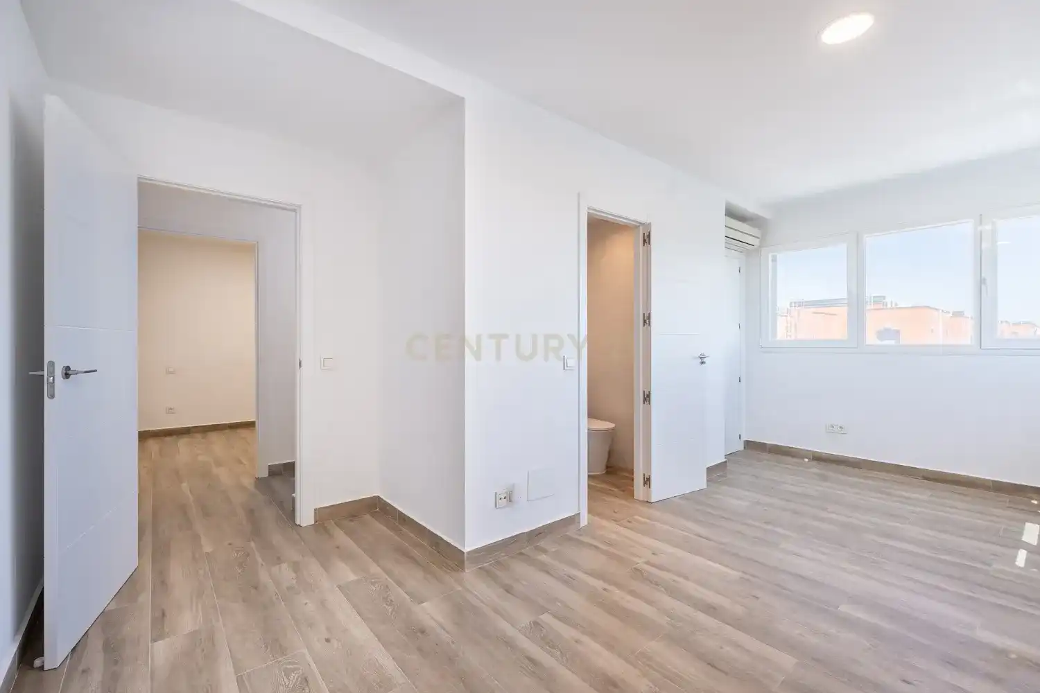Bedroom of Apartments for sale in Alcorcón  with Air Conditioner, Storage room and Oven