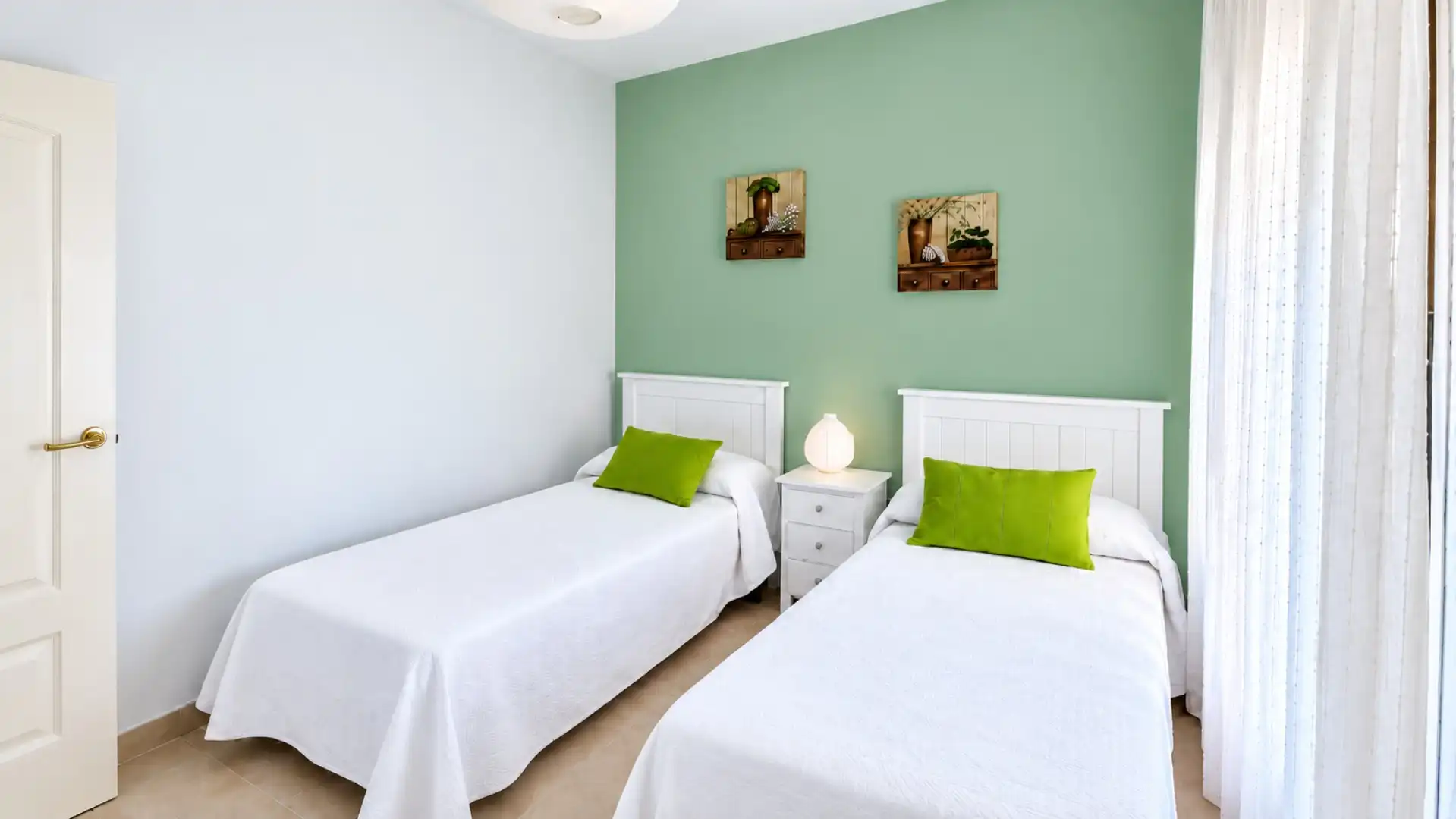 Habitación de Apartamento en venta en La Duquesa