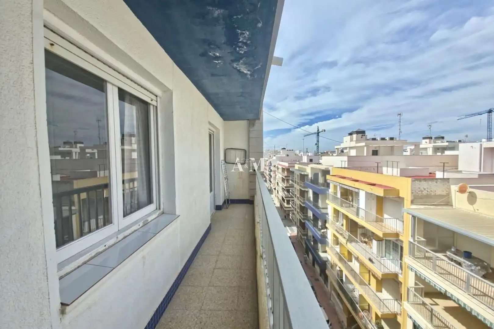 Terraza de Piso de alquiler en Torrevieja con Aire acondicionado, Calefacción y Terraza