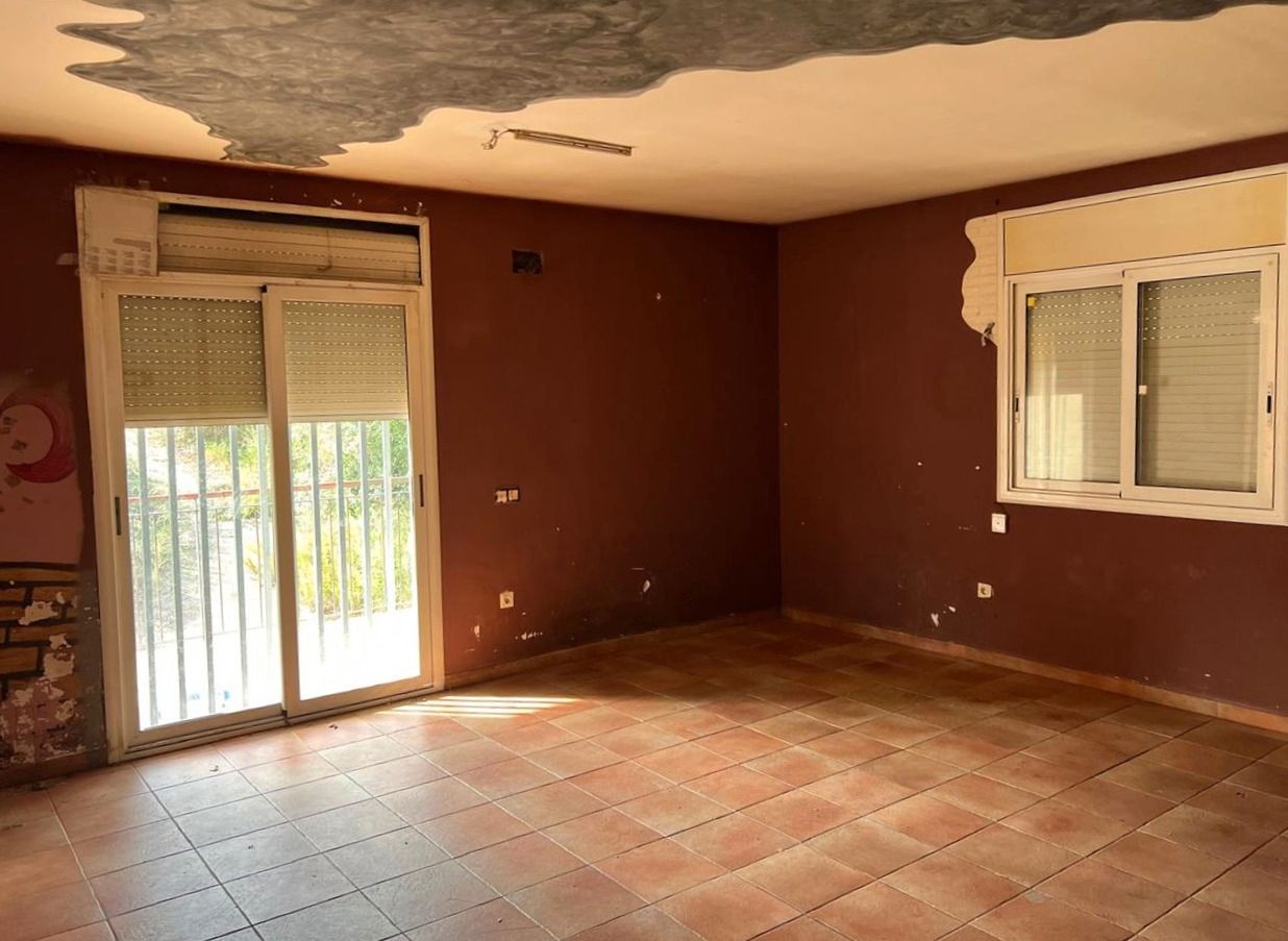 Sala d'estar de Casa o xalet en venda en Tordera amb Terrassa